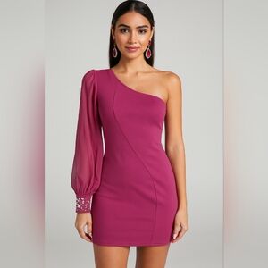 💓💗RARE LONDON! One-Shoulder Fuchsia Dress with Embellished Sleeve